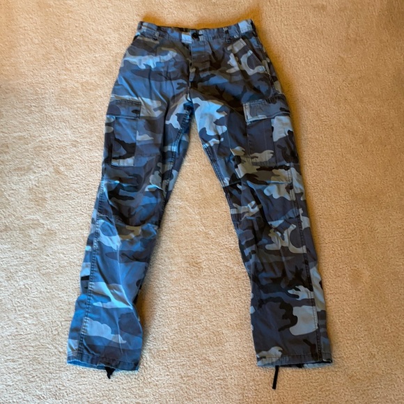 unknown Pants - Blue camo cargo pants